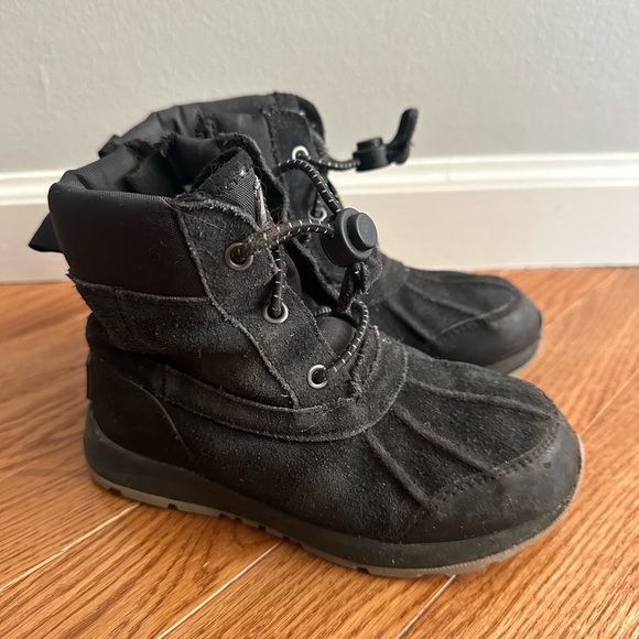 UGG Kids Boots Size 12c - Picture 1 of 7